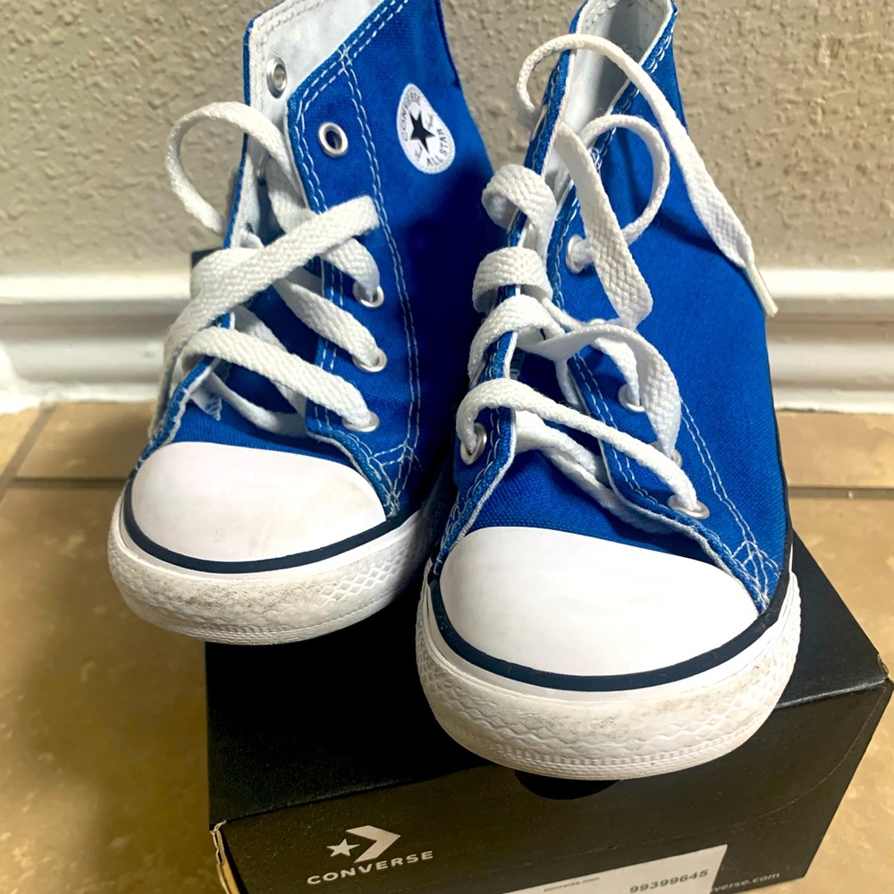 Blue Hi Top Converse.